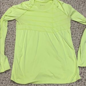 Oiselle long sleeve top